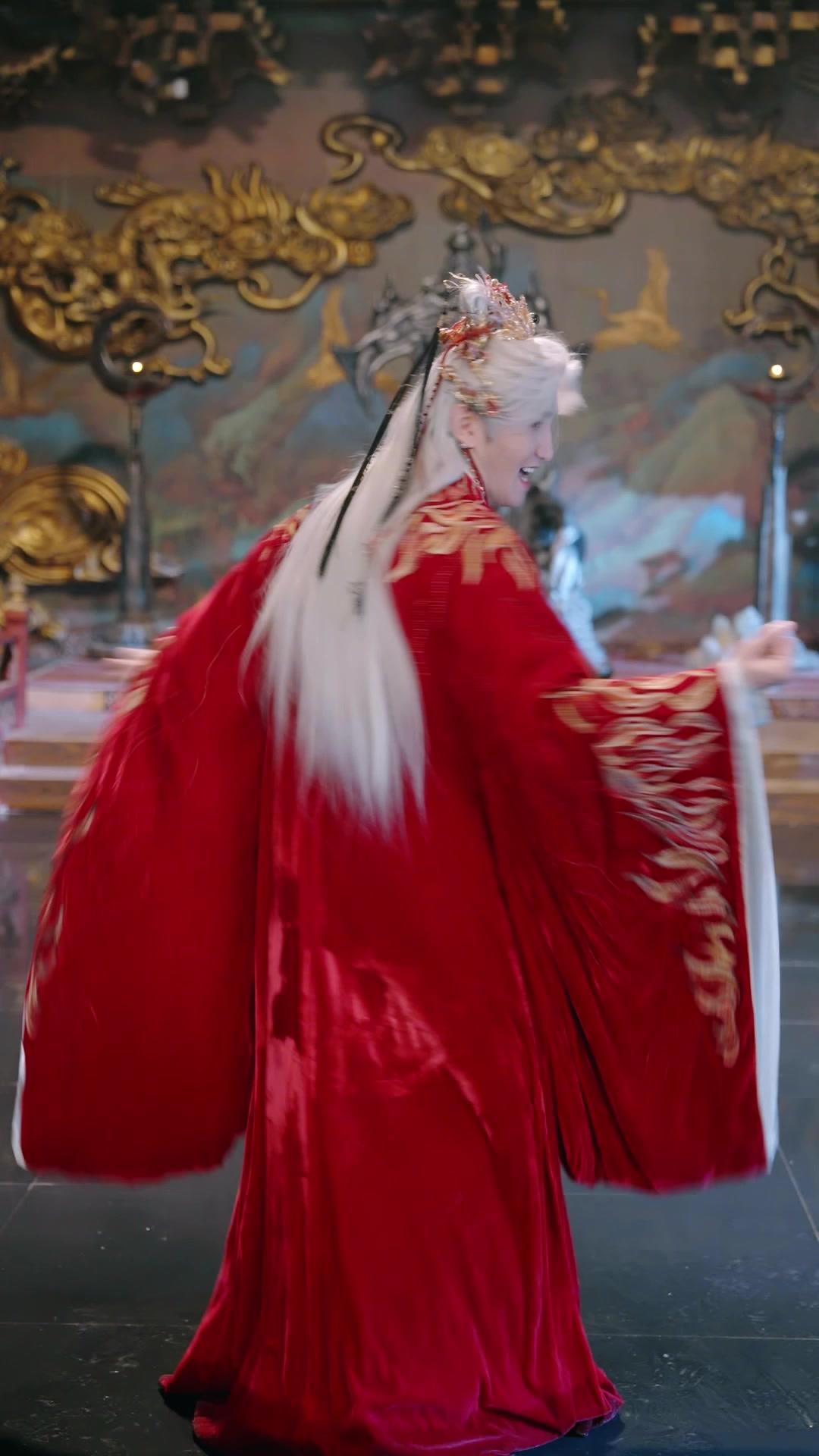 MILLÉNAIRE, DESTINÉE CÉLESTE