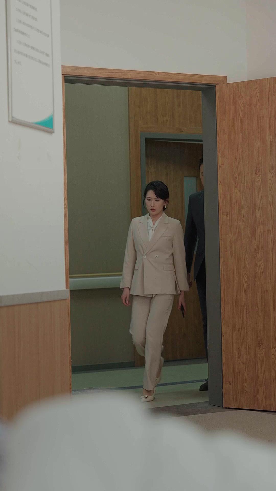 Silent Goodbye, Unseen Return