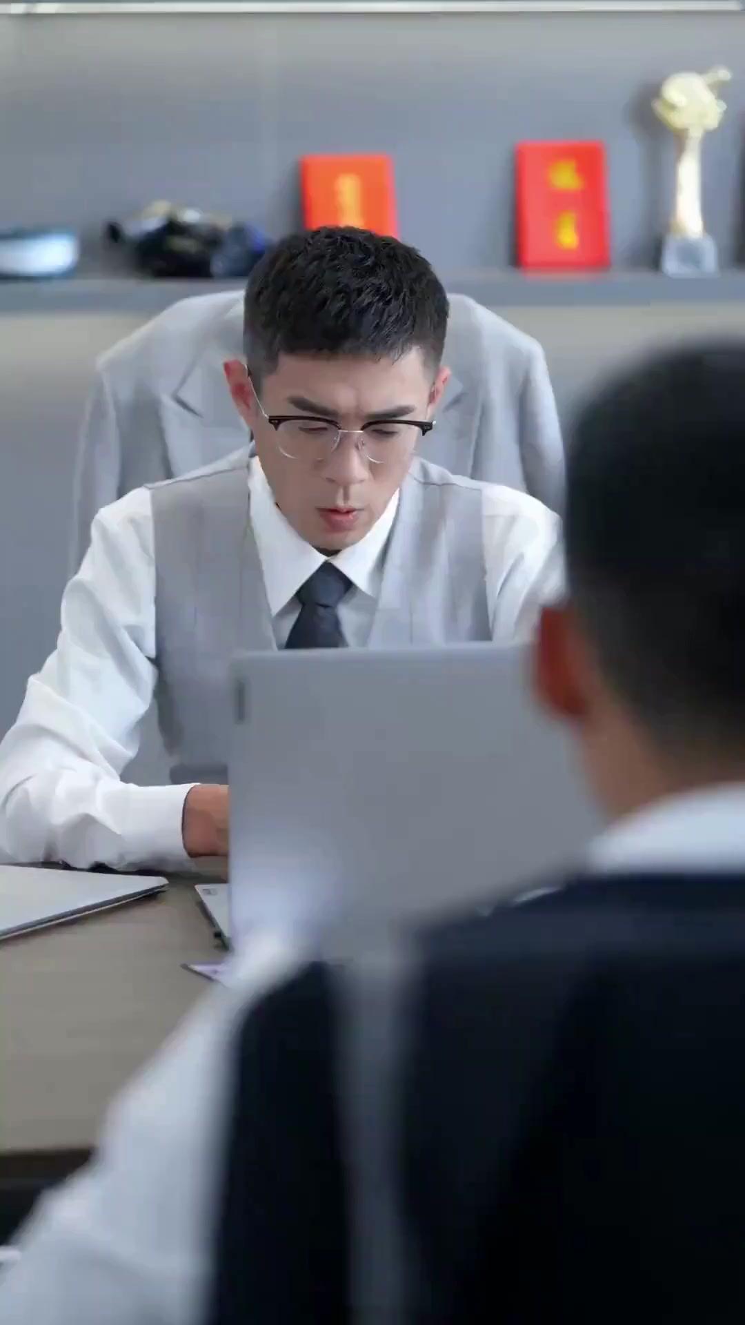 (吹き替え) 七年後の今、別れの時