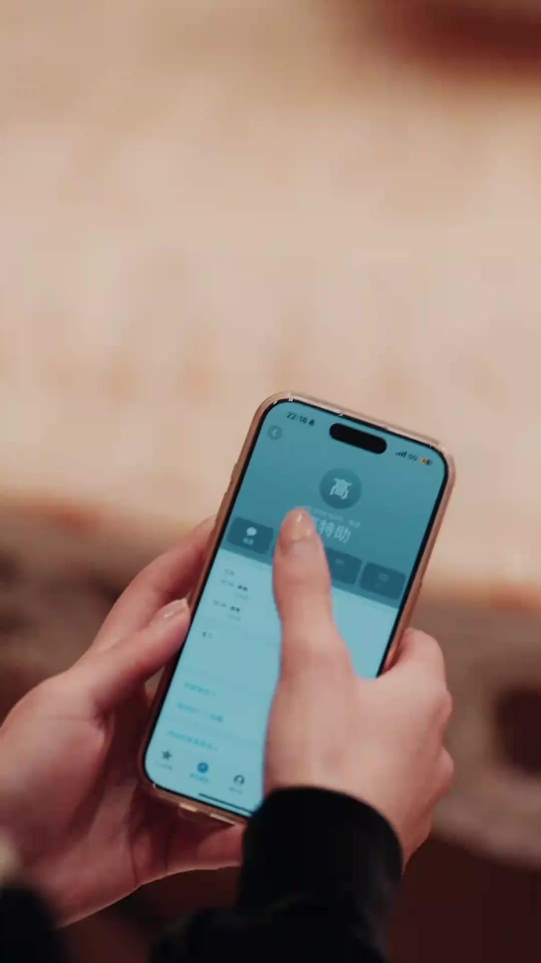 Boss Jatuh Cinta pada Pembantu