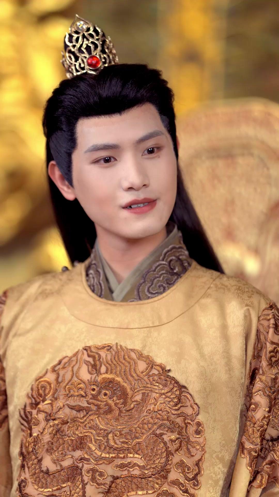 Sandiwara Kaisar Palsu