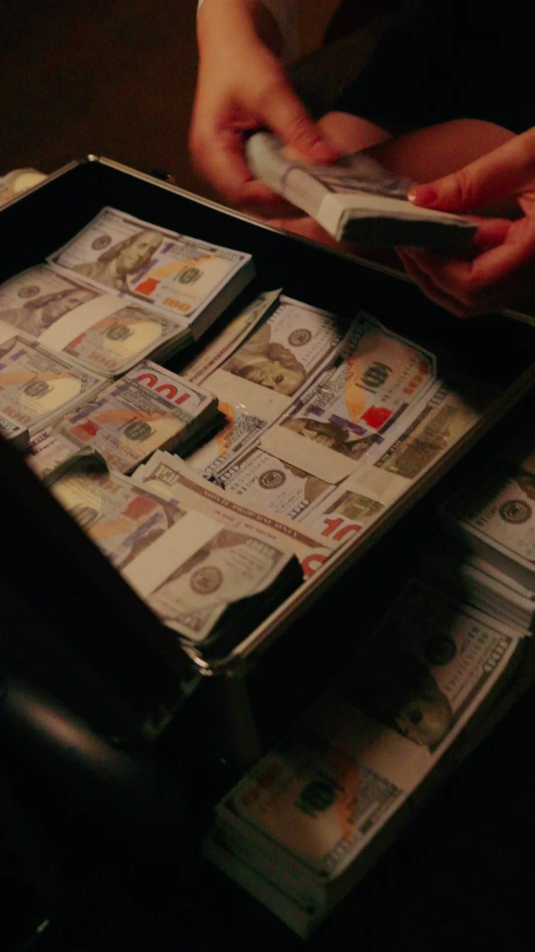 The Mahjong Queen Returns