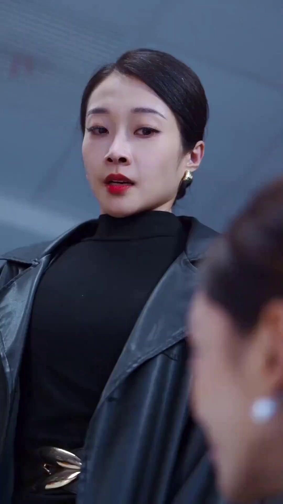 (Doblado) La niebla quedó, ella no