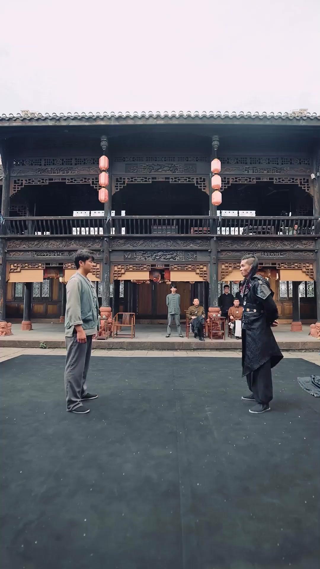 (Sulih suara)Tukang Sapu,Penguasa Arena