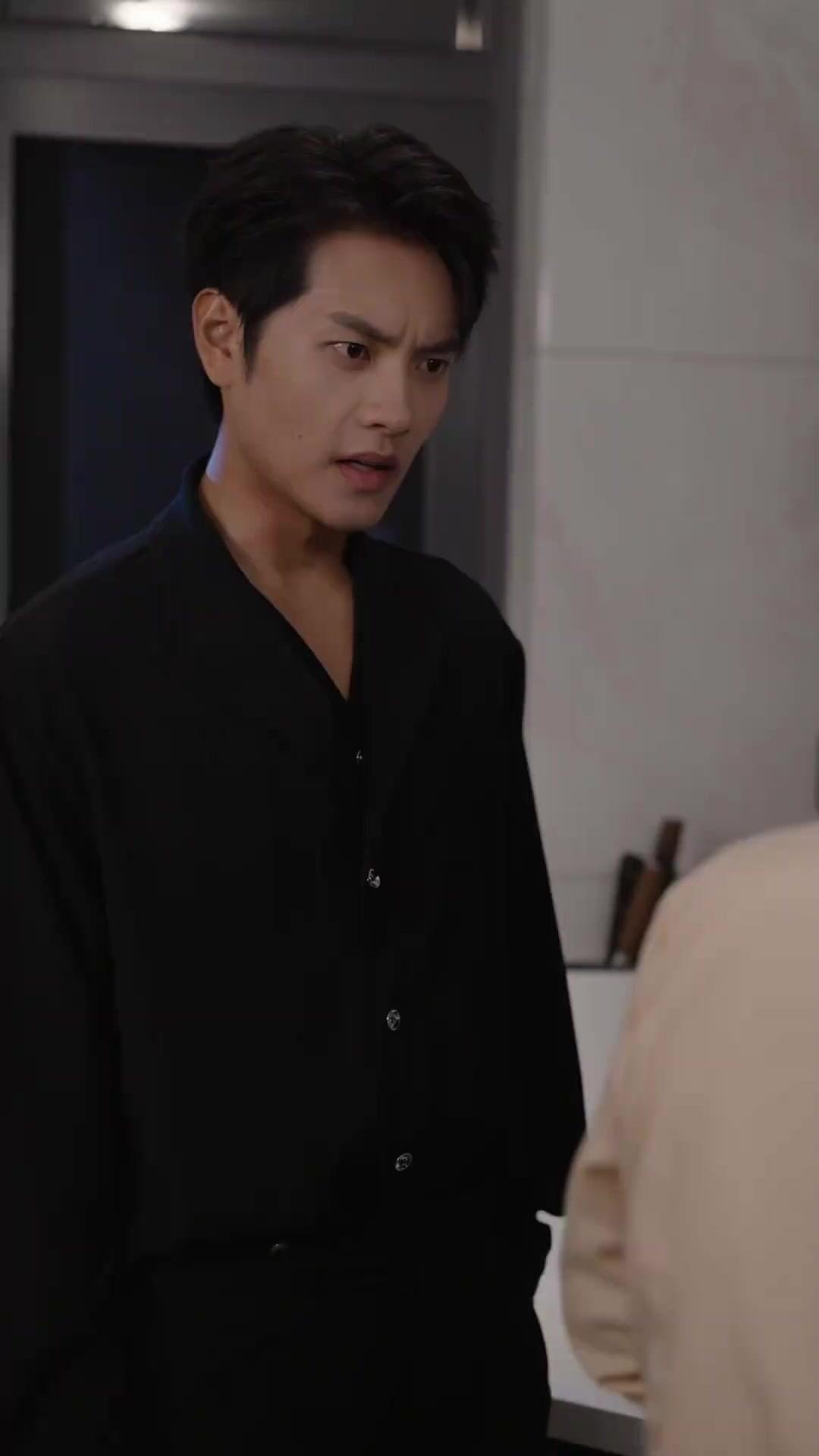 Isteri Herba kepada Presiden Amnesia