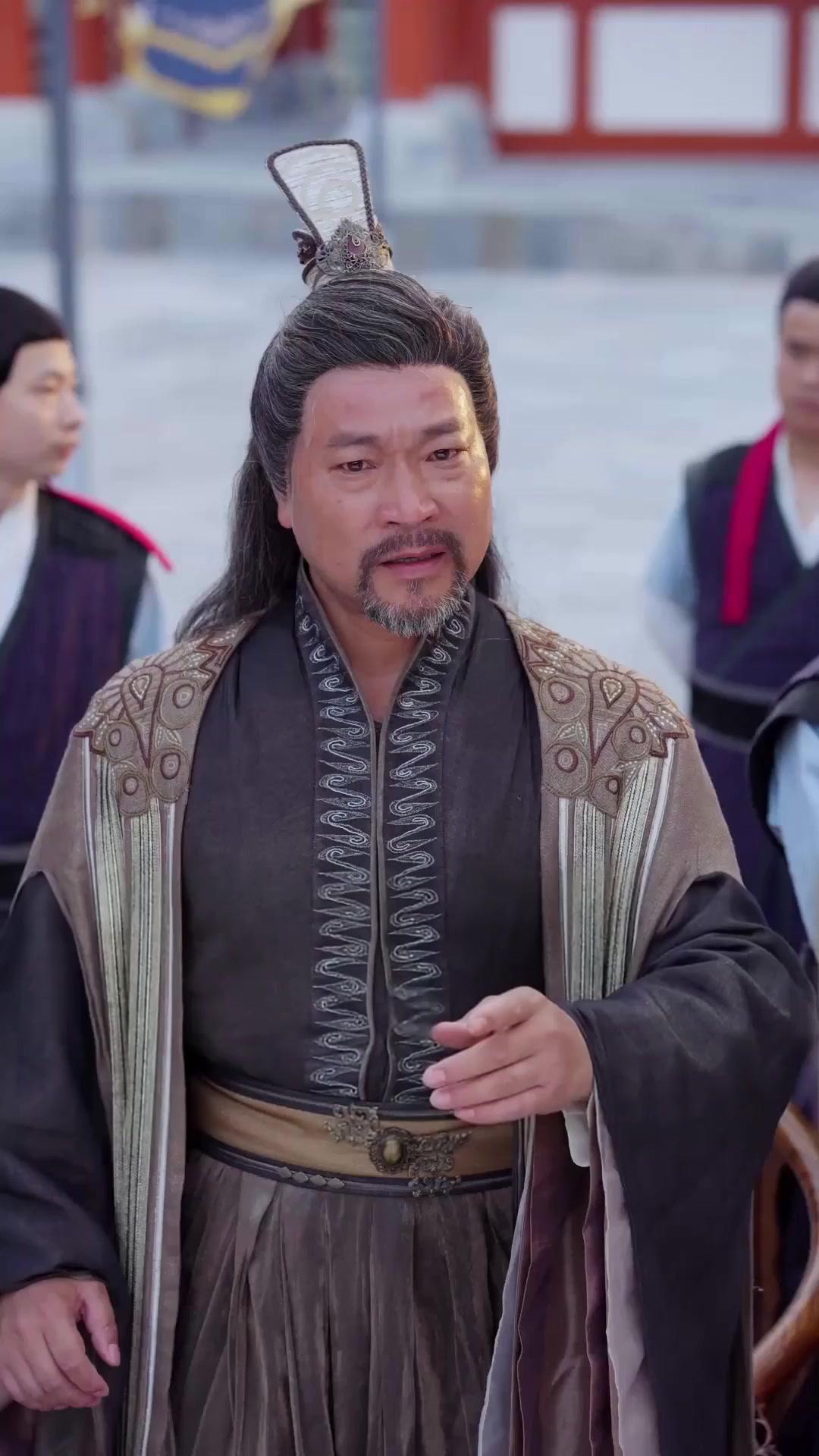 L'ESSOR DU DRAGON BANNI