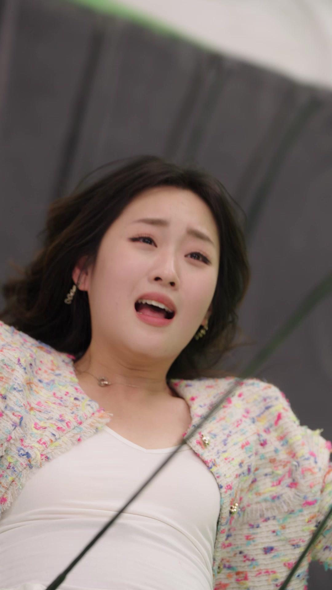 Istriku Jadi Pengganti