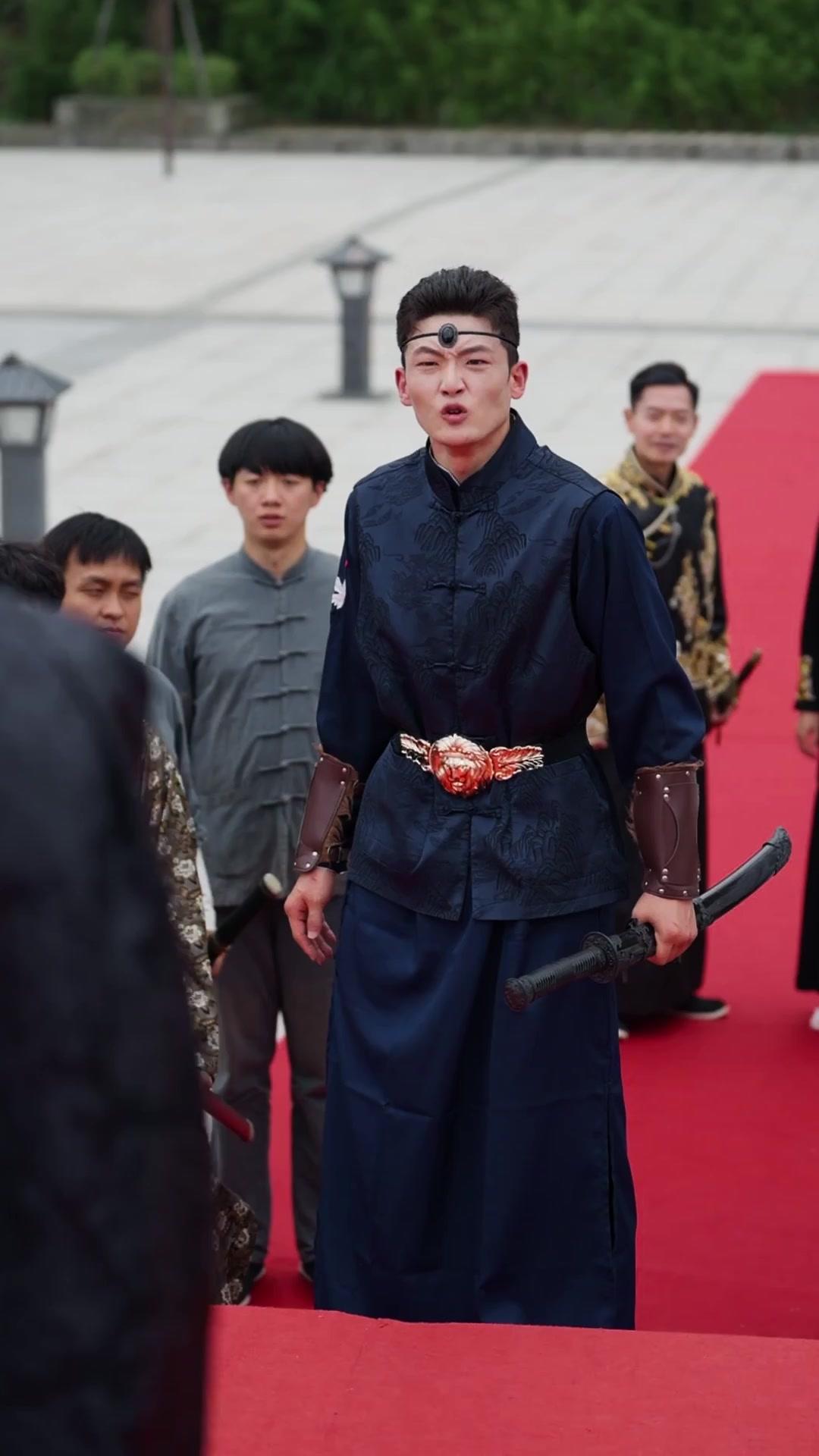 Fénix entre cenizas