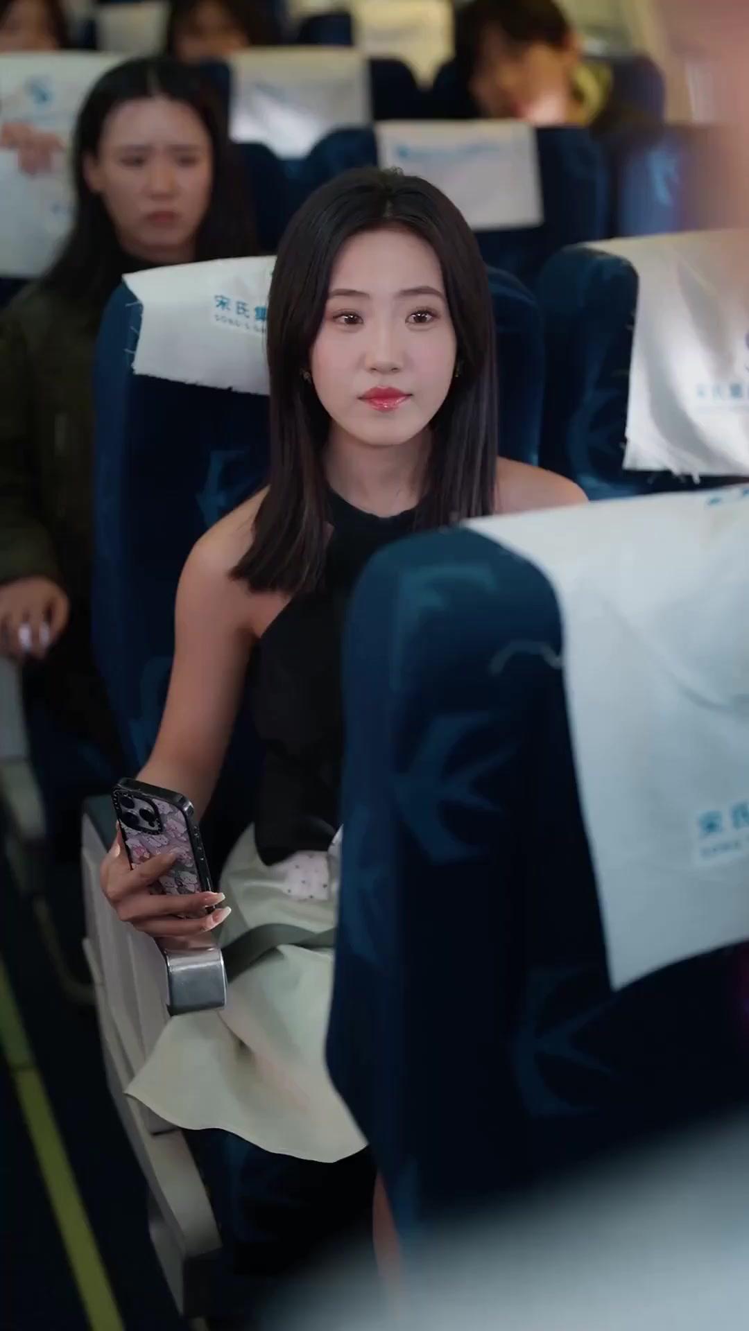 (Dubbed) Love and Regret at Thirty Thousand Feet