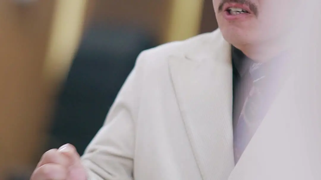 Ruthless Sisters Begging for My Return: When the Gown Tears and the Truth Spills