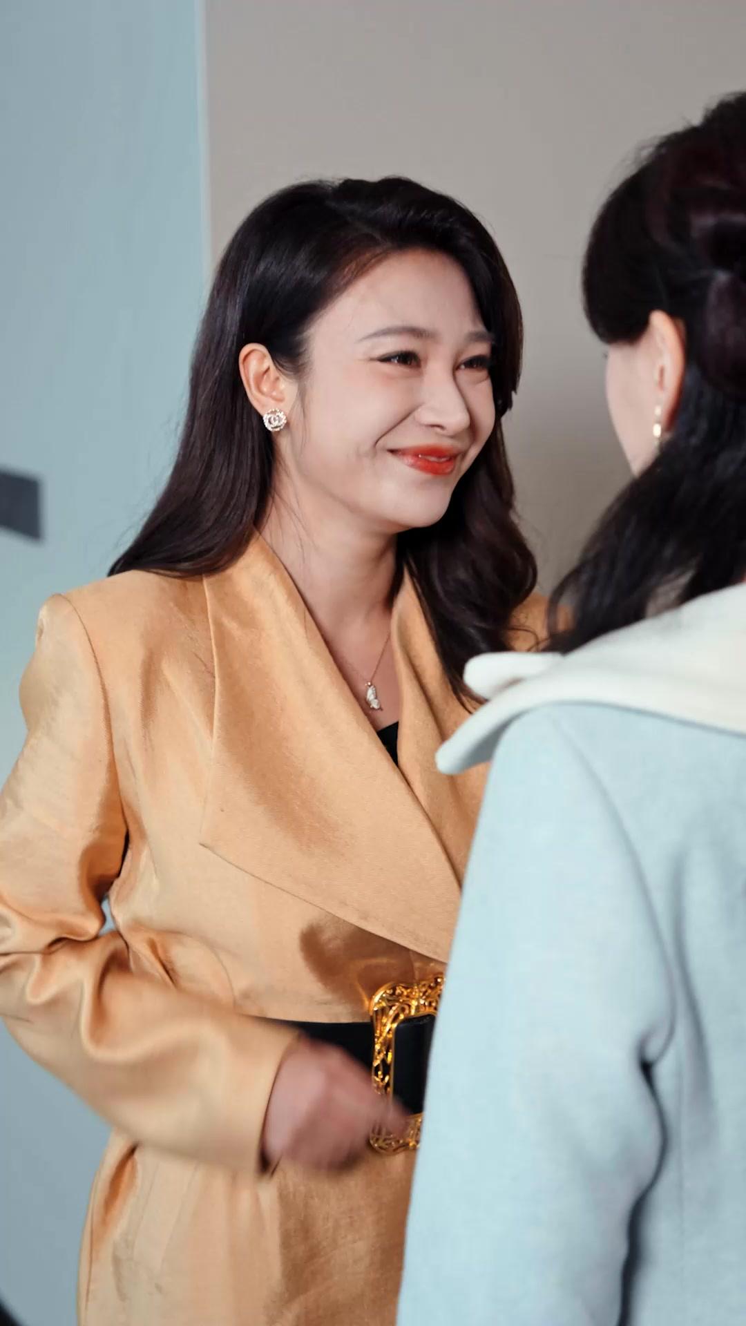 Ex, Beware: My Bonus Sister Has My Back