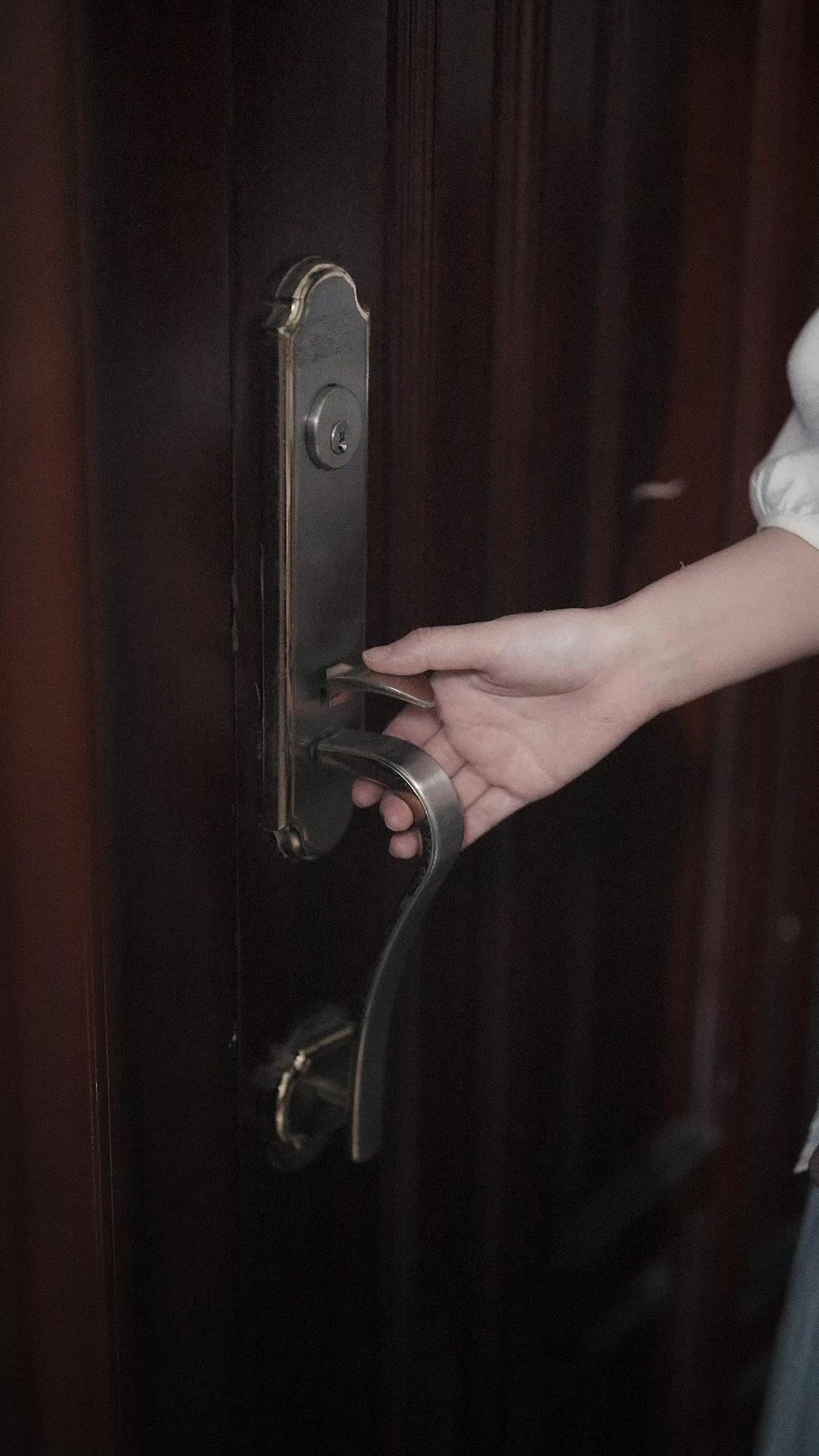 Say "Good Night", Babe