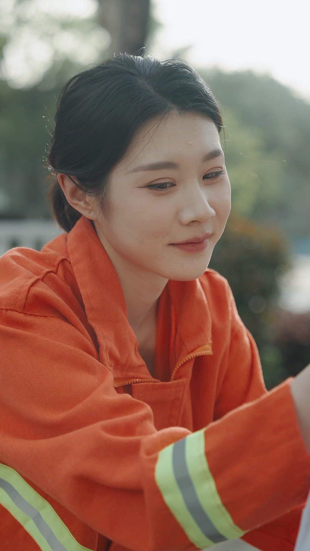 Cinta Retak Tak Sempurna