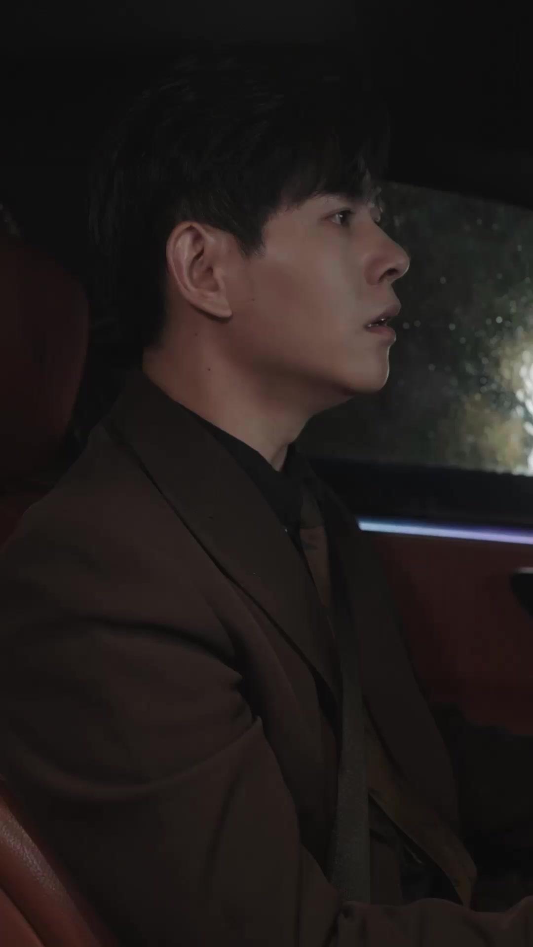 LE PÈRE FROID, LE CŒUR CHAUD