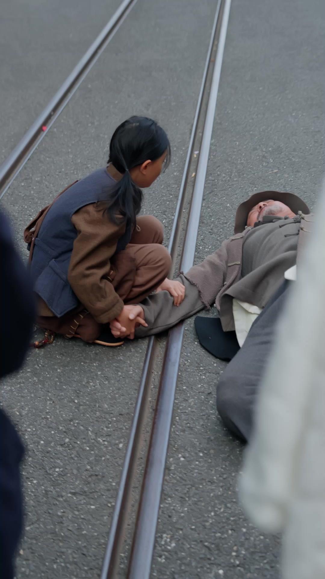 亮相吧！皮影小千金