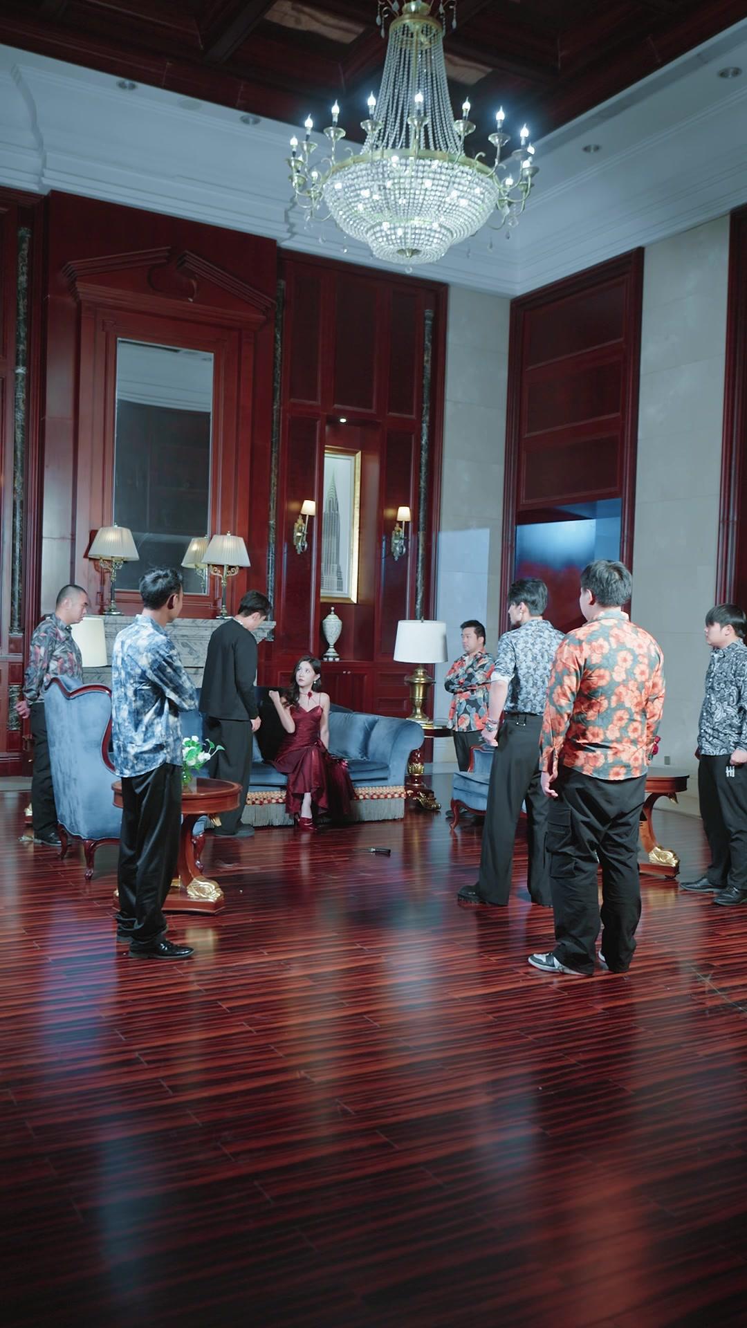 Street Vendor? But He's A Geniues!