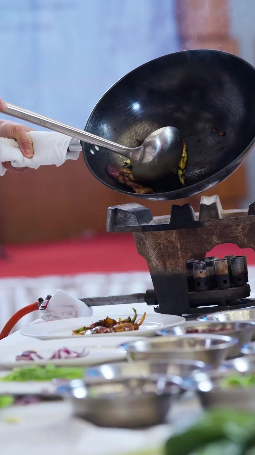 Hilangnya Tukang Masak Terunggul