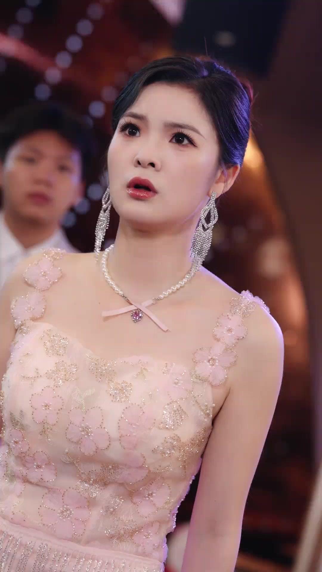 (Dubbed) Betrayed? I'm Your Rival's Wife Now!