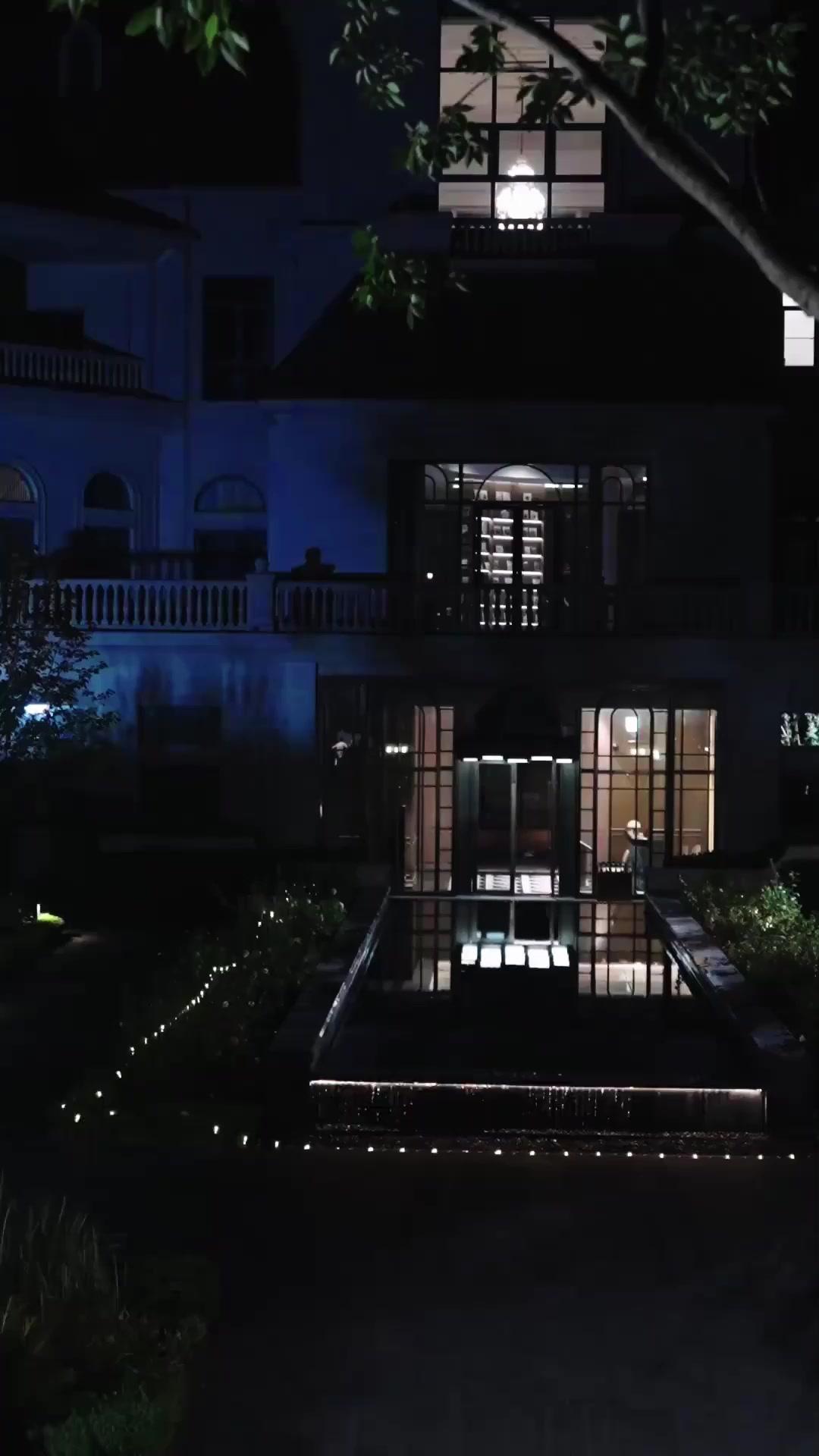 Khi Chính Thất Trả Thù