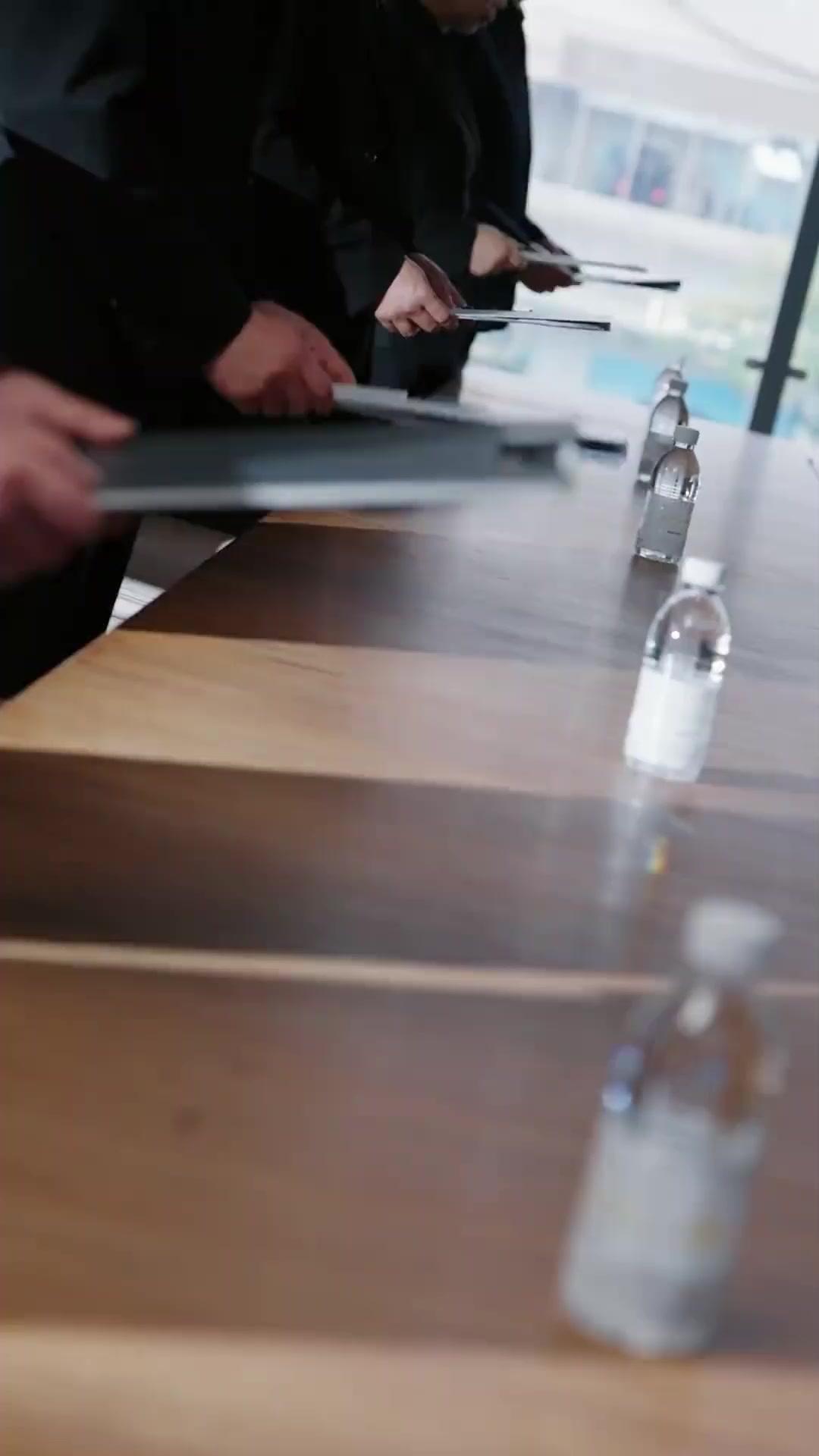 AU SOMMET DES NUAGES