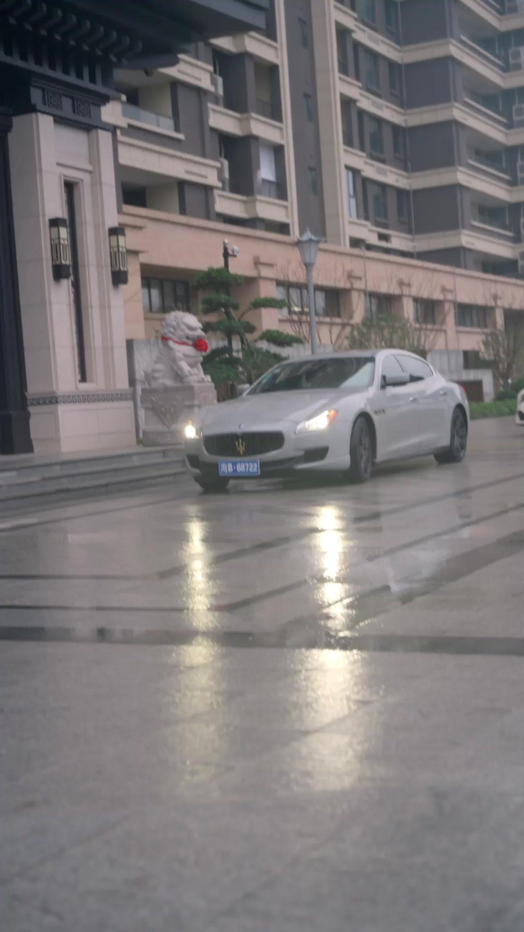 Mencari Jejak Jade Hitam