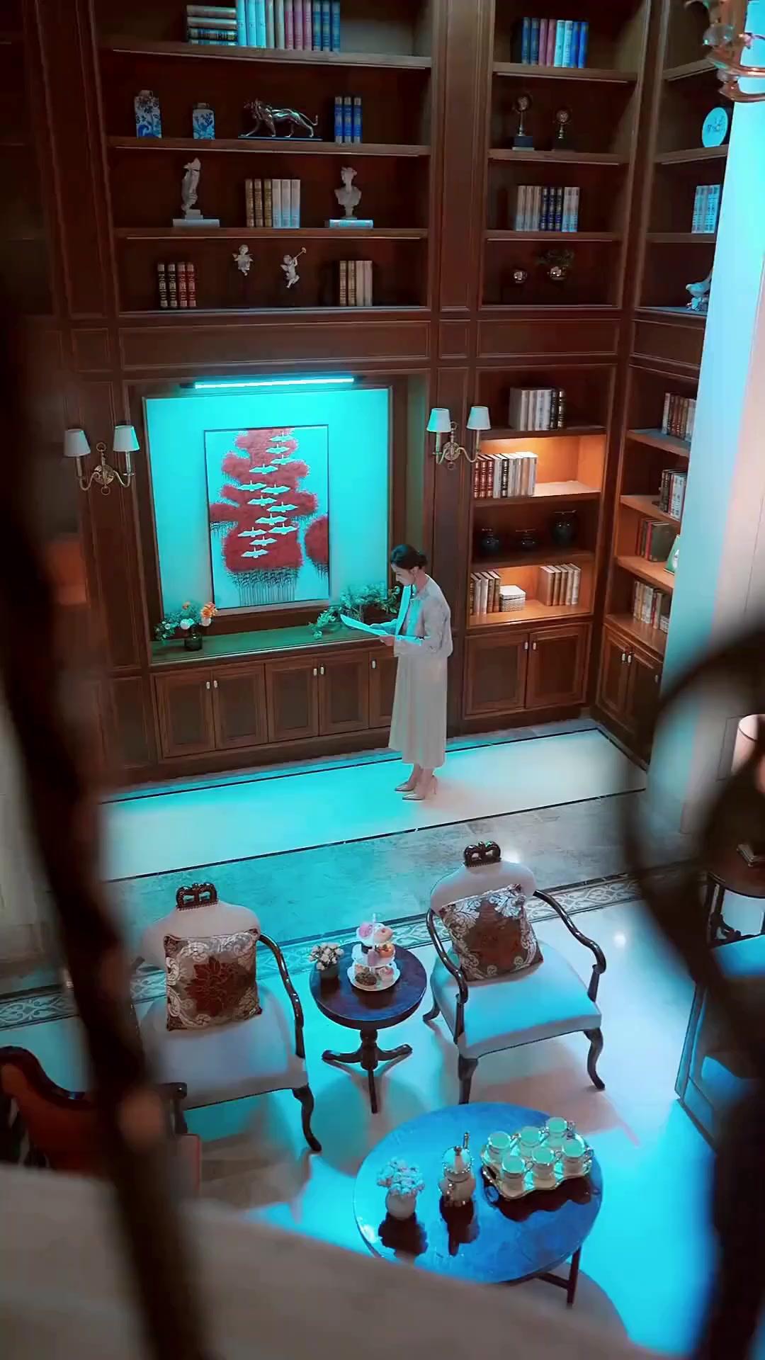 (Doblado) Sombra del pasado