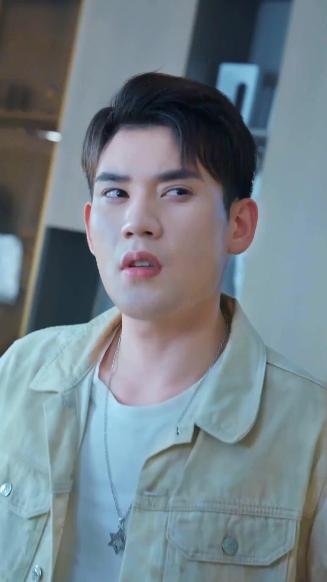 Ẩn Long Ngạo Thế