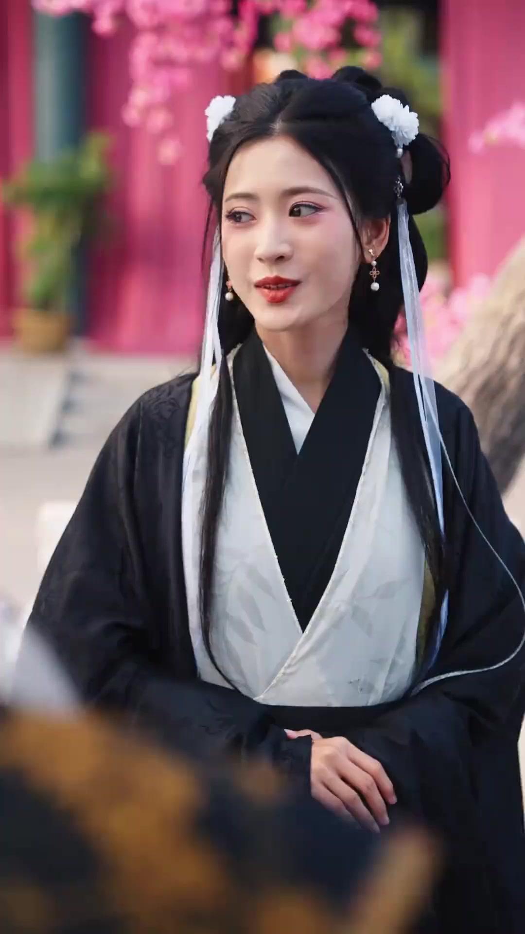 呪われ姫は運命を覆す