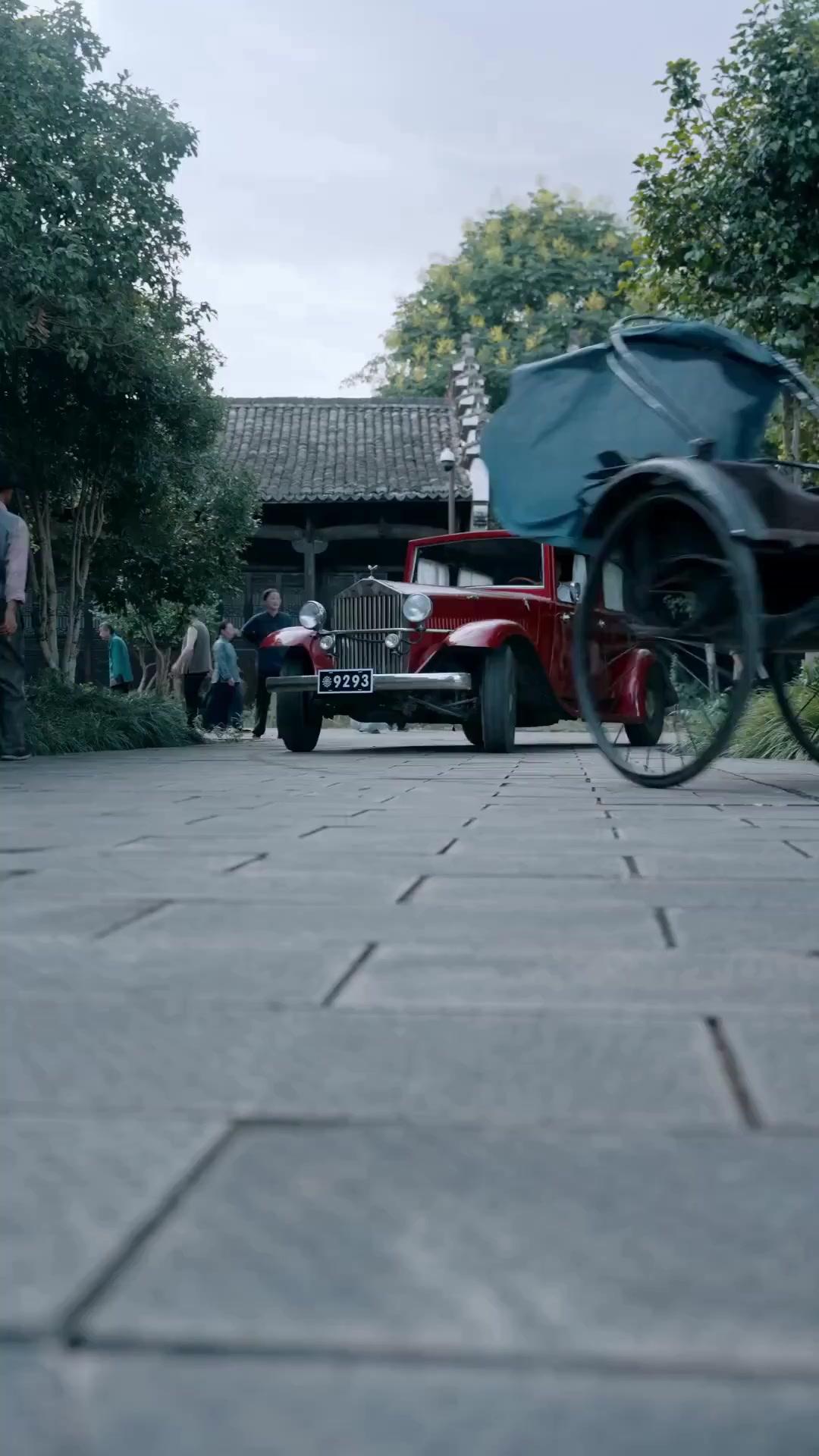 (Dublajlı) Gizli Kahraman