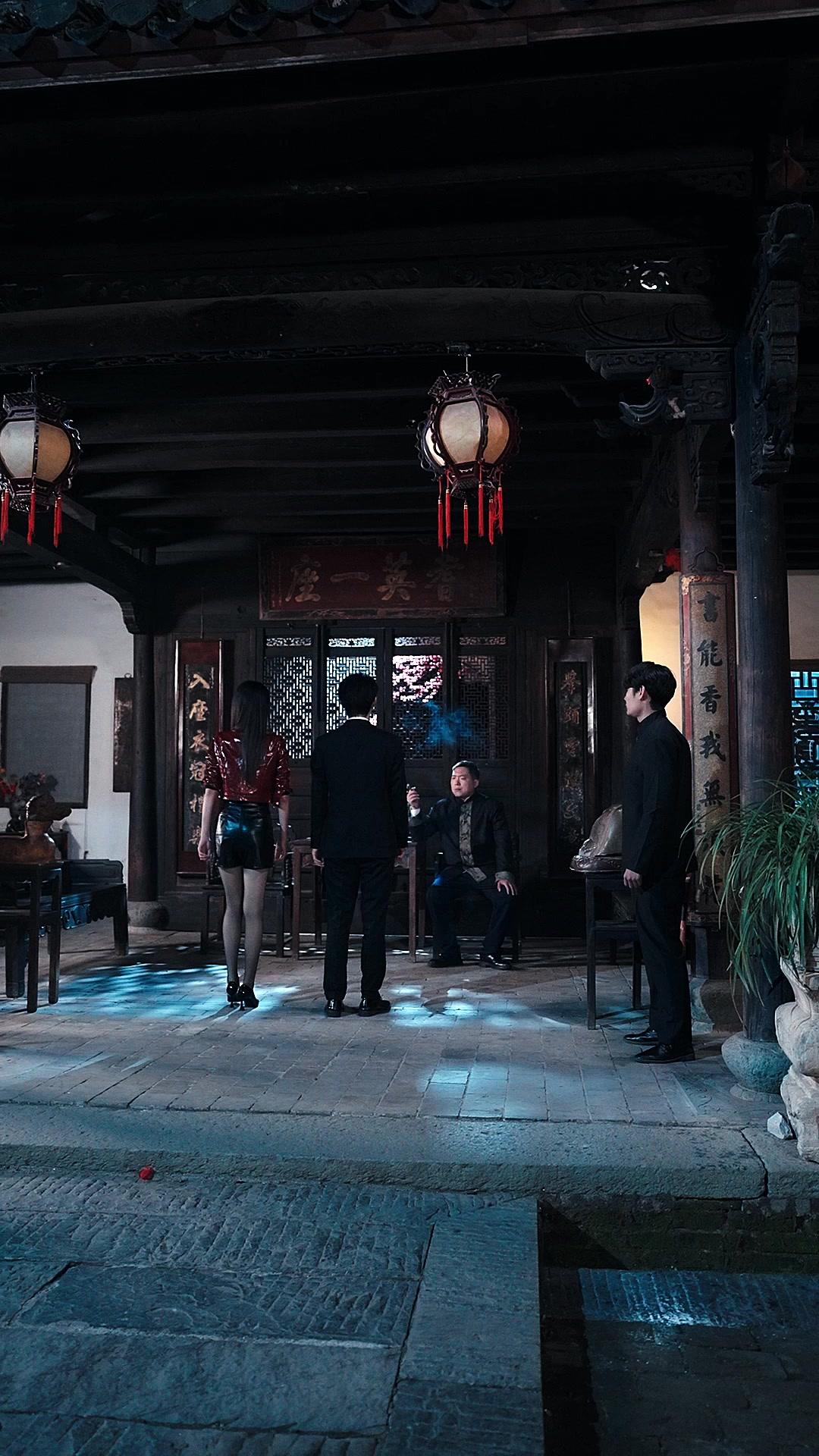 父に売られたけど 殺し屋のボスになった件