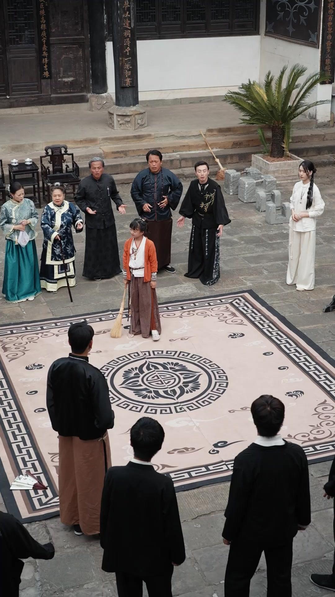 A Mestra Oculta e Sua Filha Prodigiosa