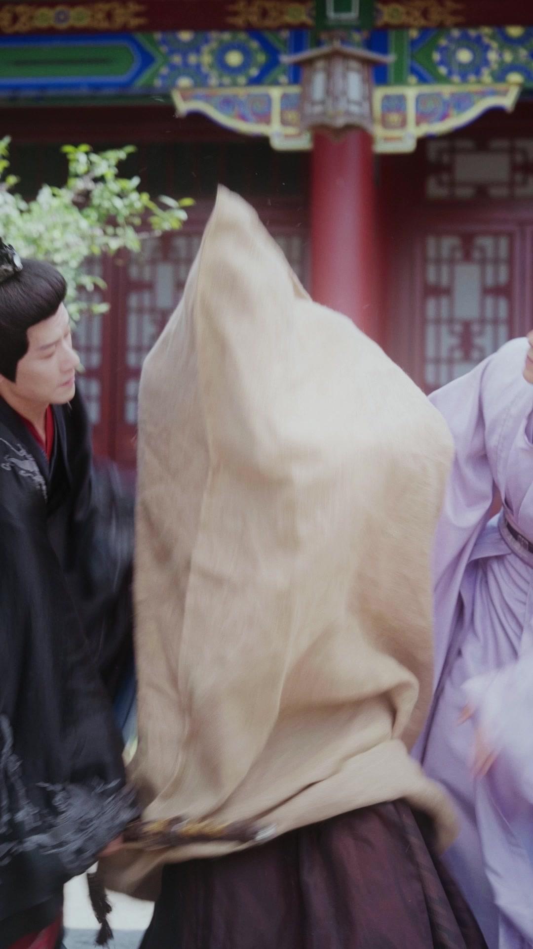 คู่บัลลังก์เกิดใหม่