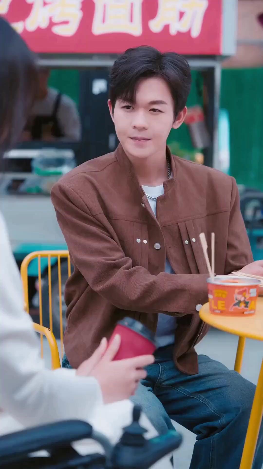 (พากย์เสียง) เมียจ๋า ขอเกาะหน่อยนะ