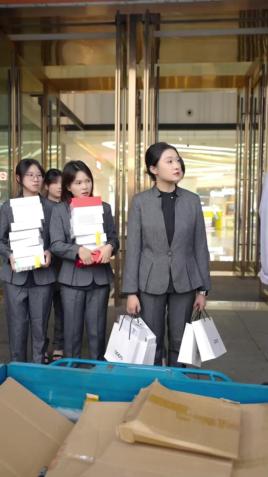 (مدبلج) أعيش ببذخ بنظام الاسترداد