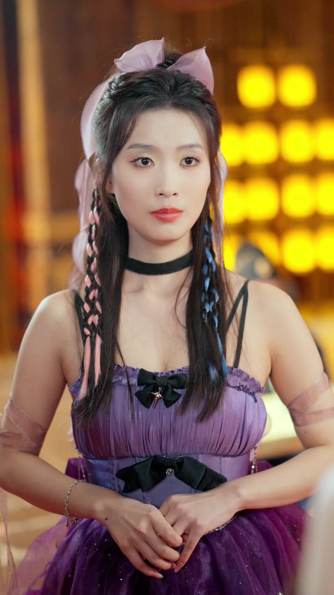 Bagaimana Kelip-kelip Boleh Bersaing Dengan Bulan