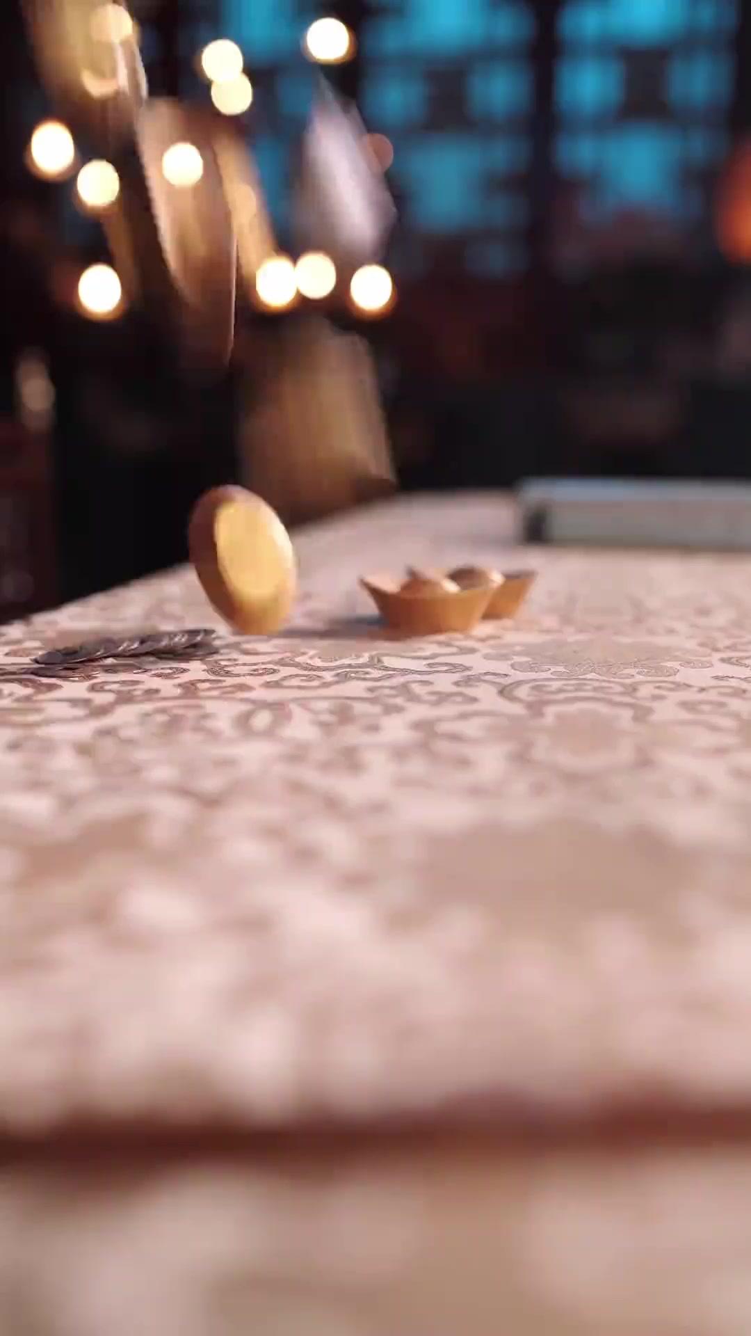 Ella parpadeó, el imperio tembló