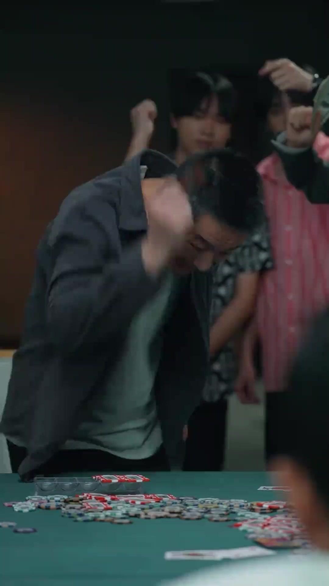 (Sulih suara)Rahasia di Balik Meja Judi