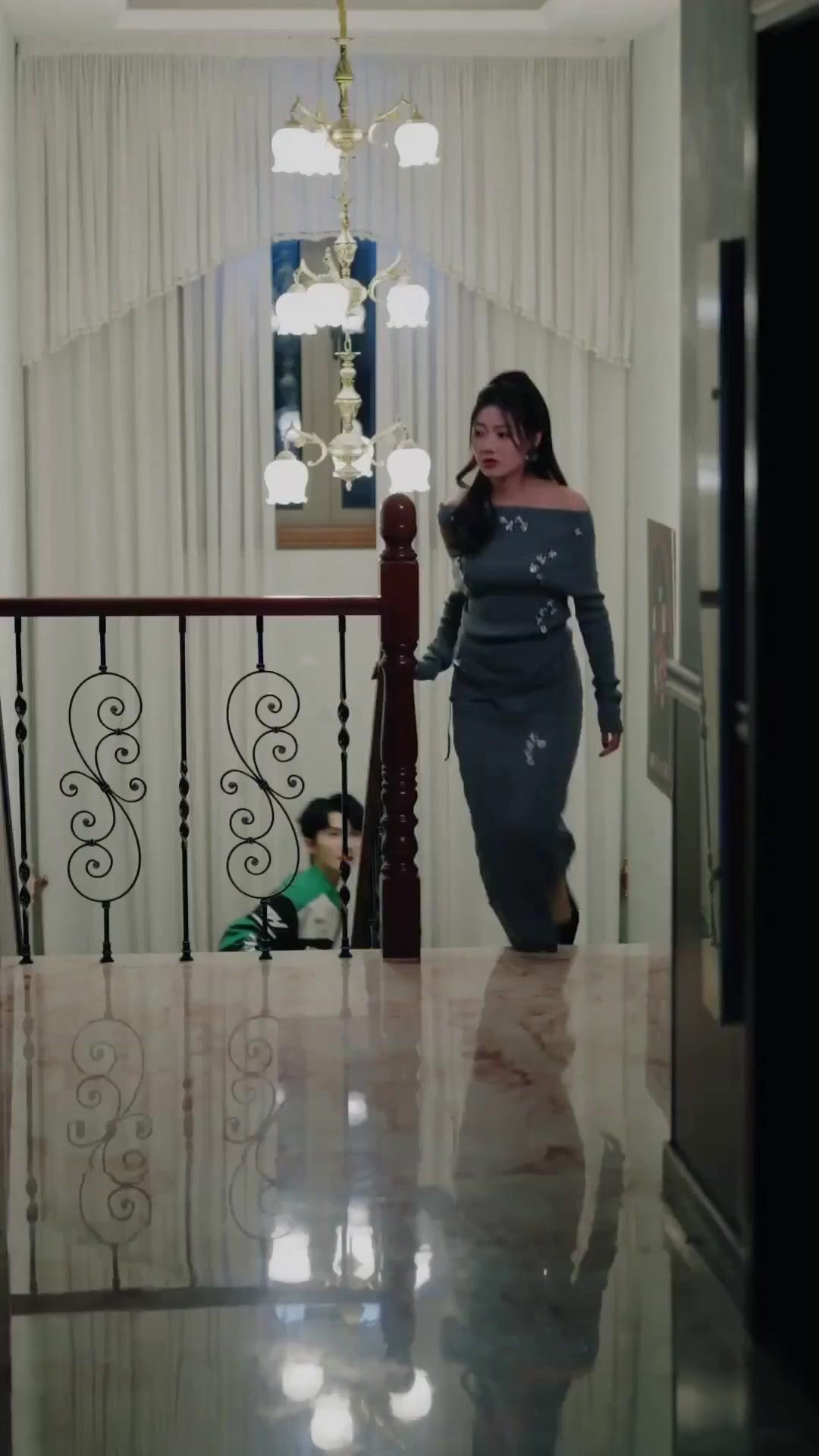 (더빙) 빙의 첫날, 약혼남 쟁탈전?