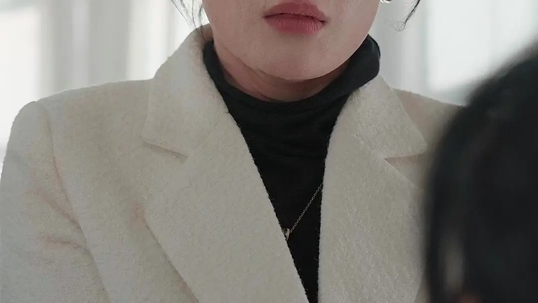 Silent Goodbye, Unseen Return: When Hands Speak Louder Than Words