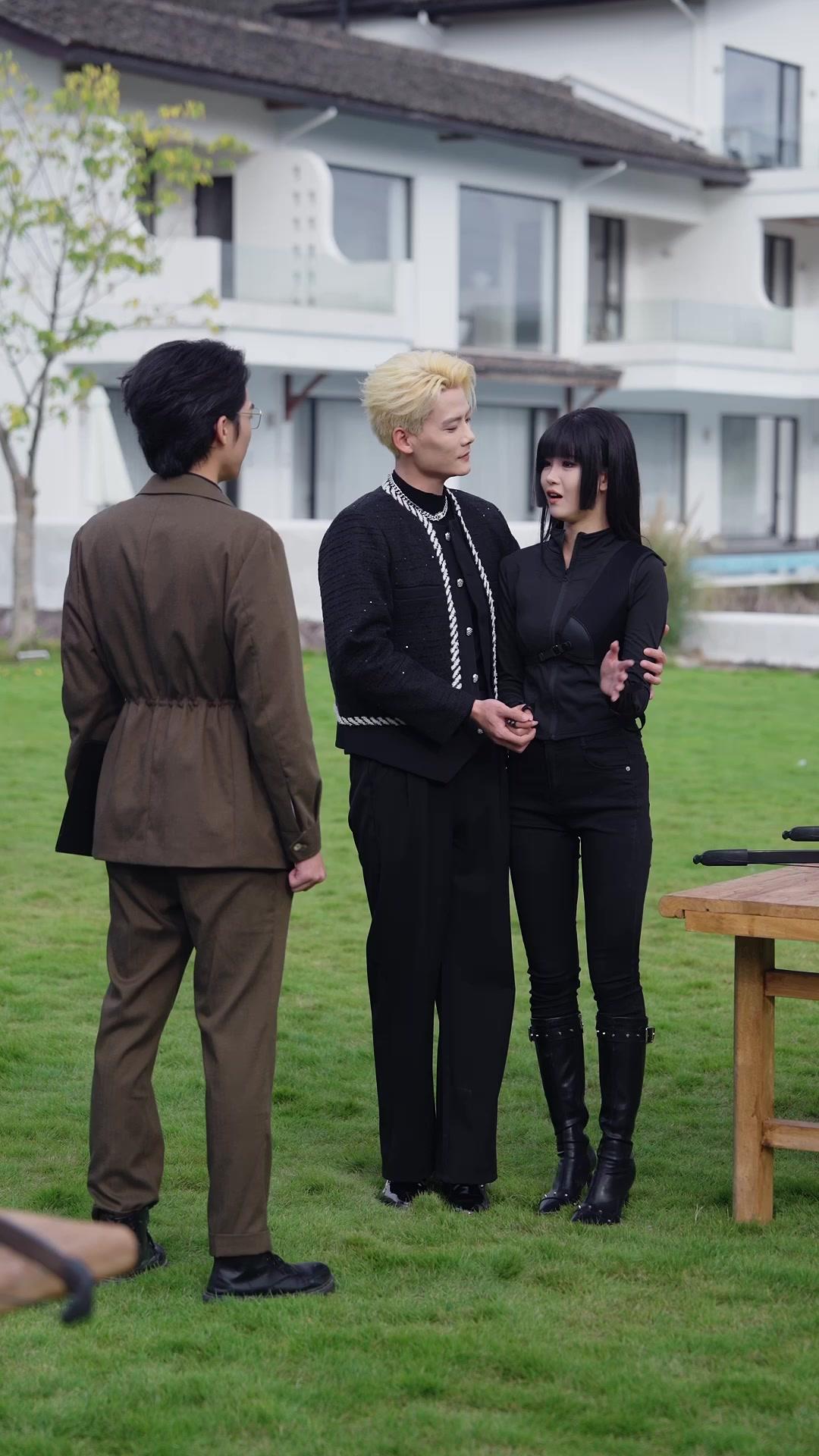 LA PRINCESSE DÉMOBILISÉE