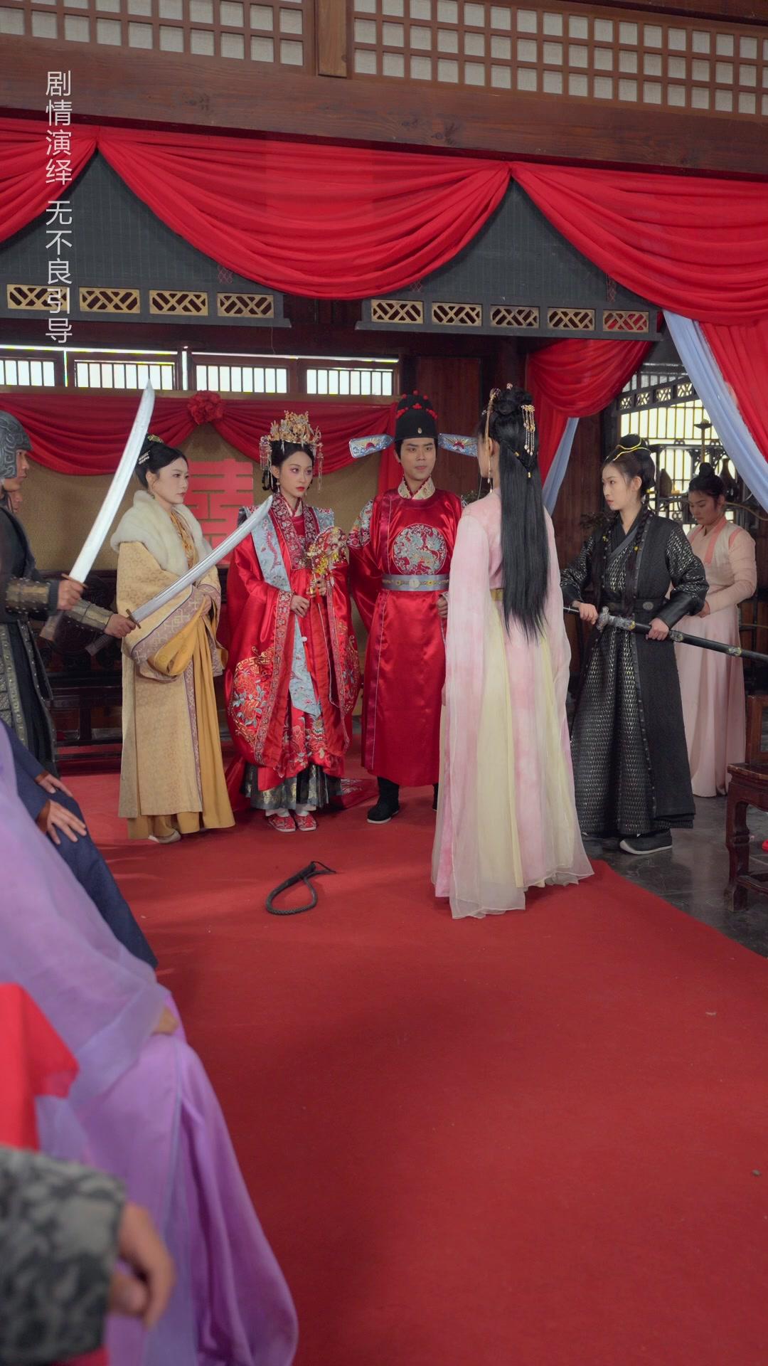 De abandonada a reina