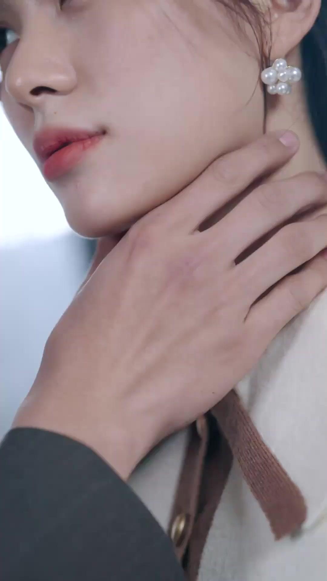 (Sulih suara)Aku dan Ibu Mertua Menghancurkan Keluarga Lelaki Brengsek Itu