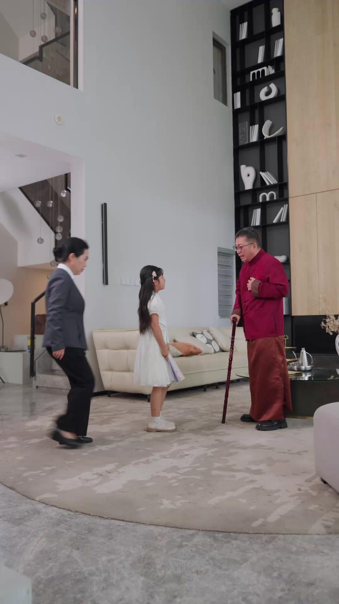 Ganti Ayah, Ubah Nasib