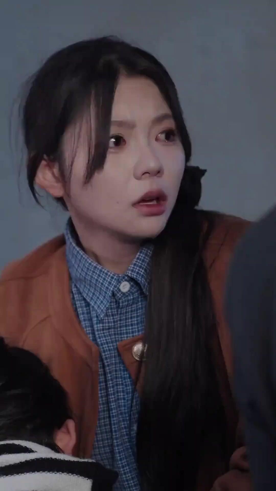 (Doblado) Papá Lobo Regresó