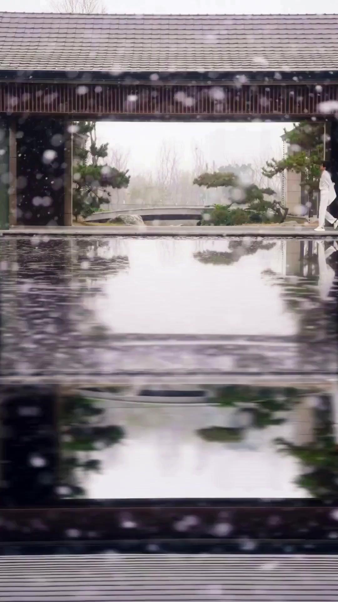 (Dublajlı) İki Hayat, İki Aşk, İkisi de Boş