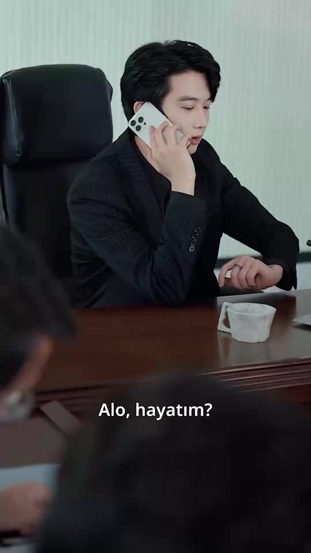 Ay Işığı Hala Parlak