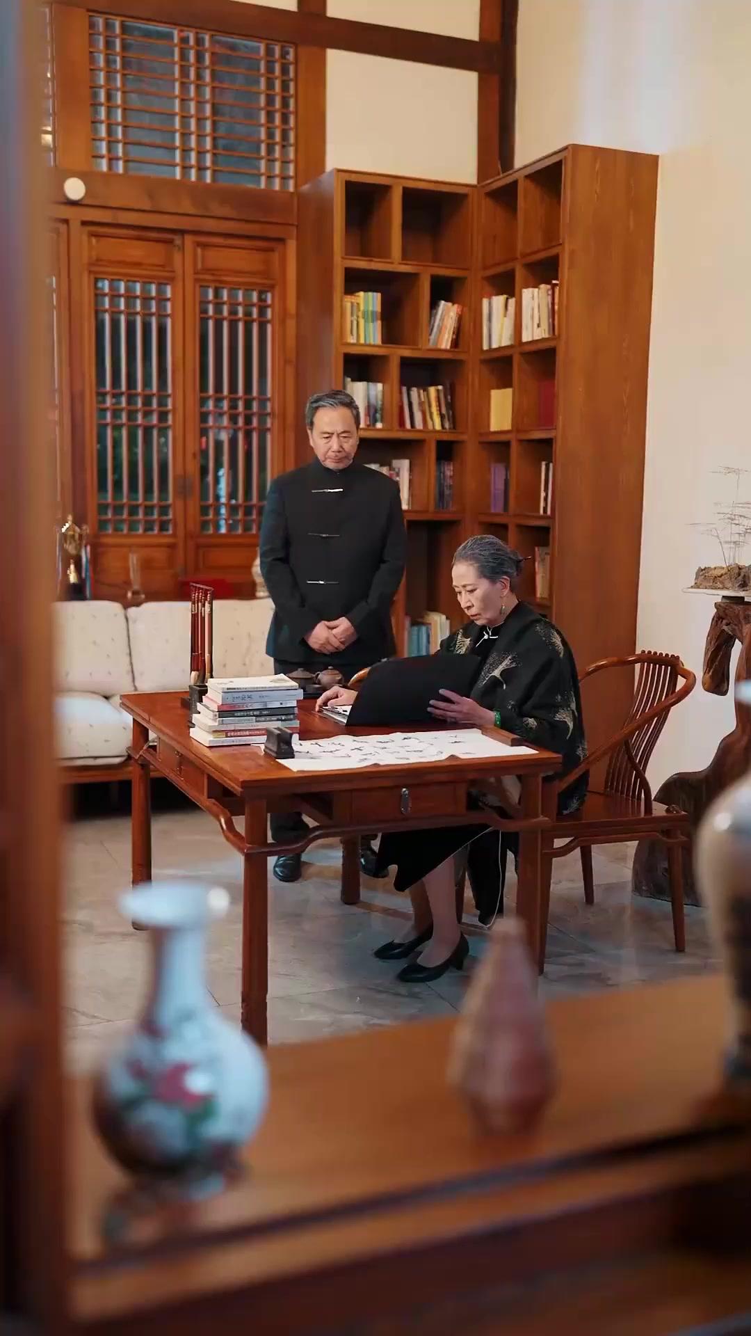 The Grandma Everyone Kneels To