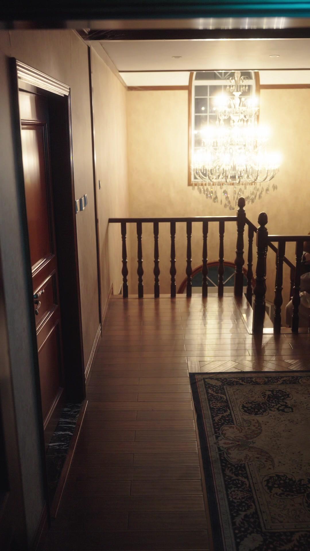  Keluarga Penuh Rahasia