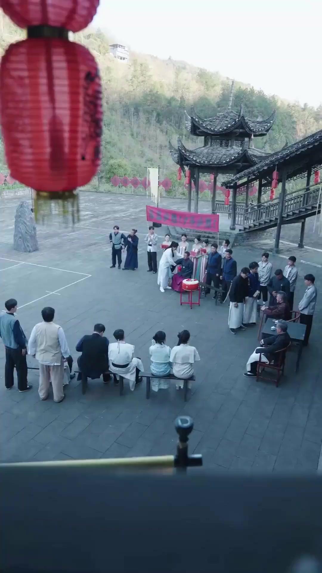 (Dubbed) A God in a Fool’s Flesh