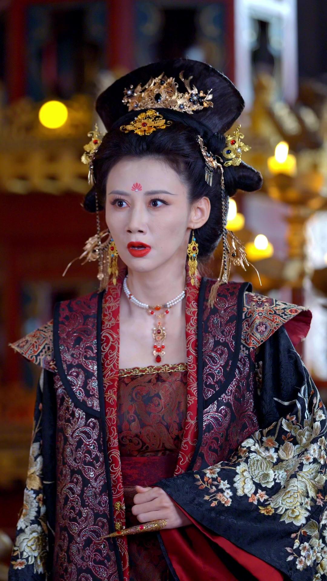 Sandiwara Kaisar Palsu